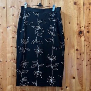 Alfa I small black and white skirt